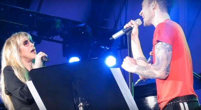 TODAY IN STEVIE HISTORY: Stevie performs Leather & Lace with Maroon 5