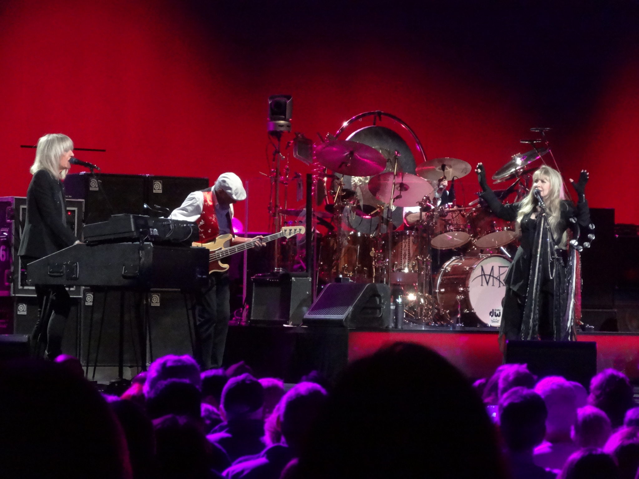 REVIEW: Fleetwood Mac back in top form at Boston Garden party