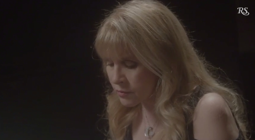 VIDEO: Stevie Nicks performs ‘Blue Water’