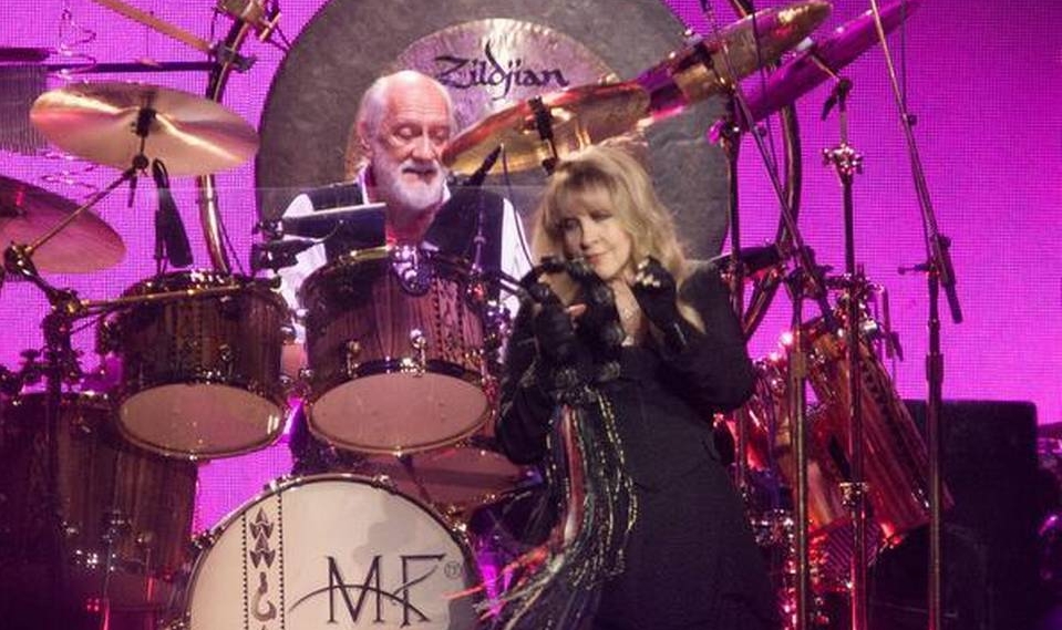 REVIEW: Fleetwood Mac gives potent dose of nostalgia
