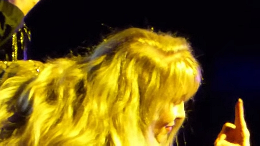 VIDEOS 6/27: The O2, London (Night 6)