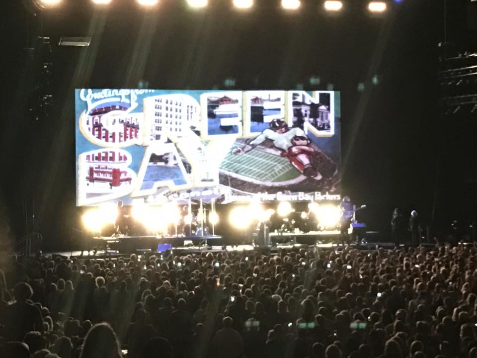 24 Karat Gold Tour resumes in Green Bay, Wisconsin