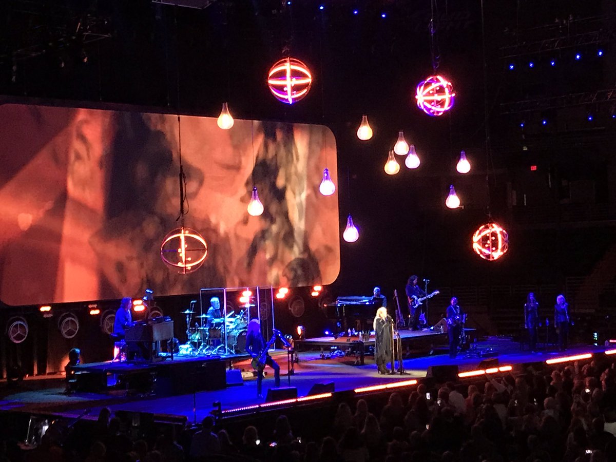 Stevie Nicks, 24 Karat Gold Tour, St Charles Mo, Family Arena