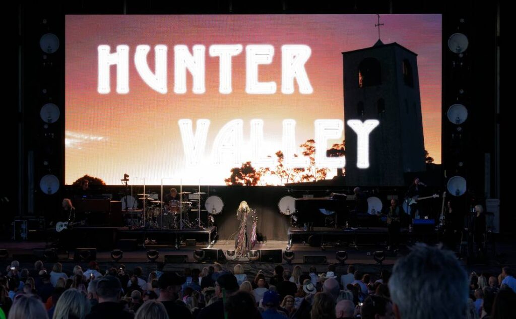 A Day on the Green, Polokbin, Hunter Valley, NSW, 24 Karat Gold Tour