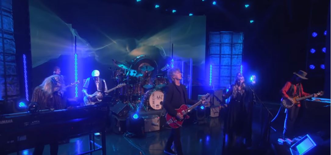 ‘New’ Fleetwood Mac performs on Ellen Show