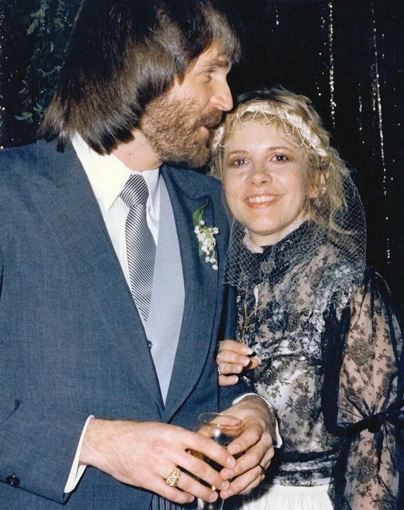 Stevie Nicks gets married - STEVIE NICKS INFO, image size:800x1010