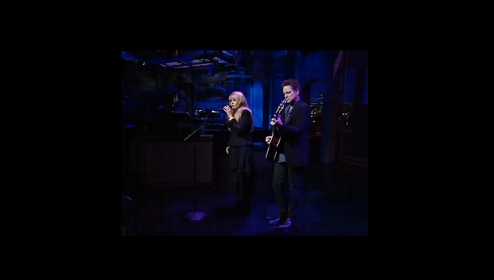 Stevie Nicks and Lindsey Buckingham performed ‘Big Love’ on The Late Show